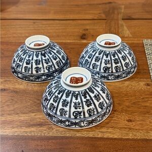 Vintage Arita Seizan Kiln Japanese Bowls Set of 3 Fukurokuju Blue Gold Signed